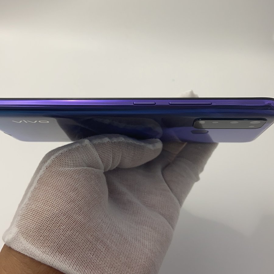 vivo【y50】4g全网通 流光银 8g/128g 国行 8成新