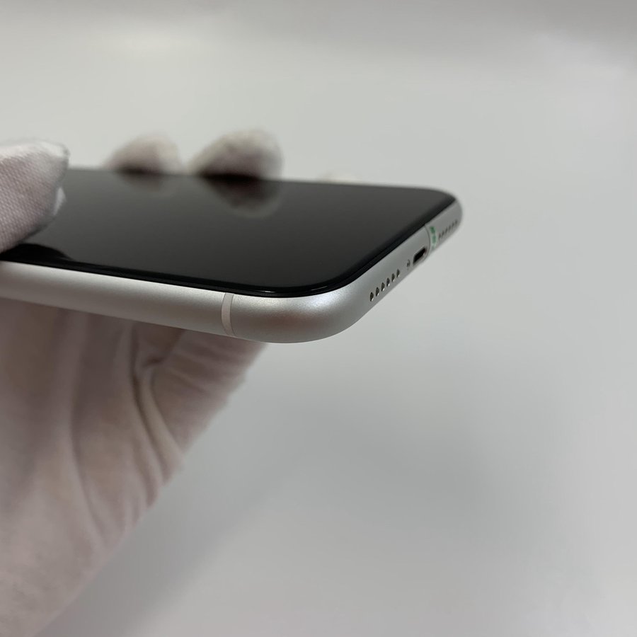 苹果【iphone xr】4g全网通 白色 64g 国行 95新 真机实拍