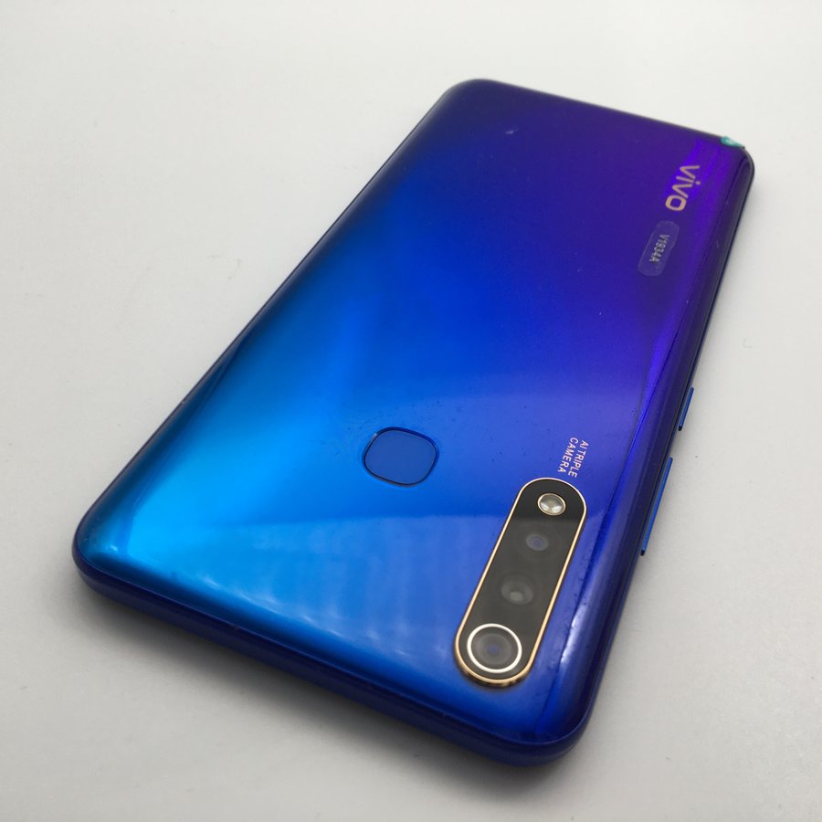 vivoy5s全网通晶石蓝6g128g国行95成新