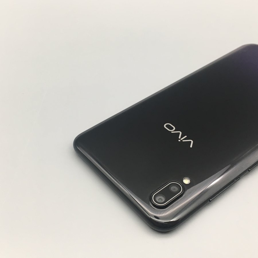 vivo Y93图片,vivoy93图片 vivoy93全网通黑色4g64g国行8成新