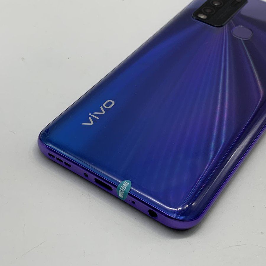 vivo【y50】全网通 流光银 8g/128g 国行 8成新