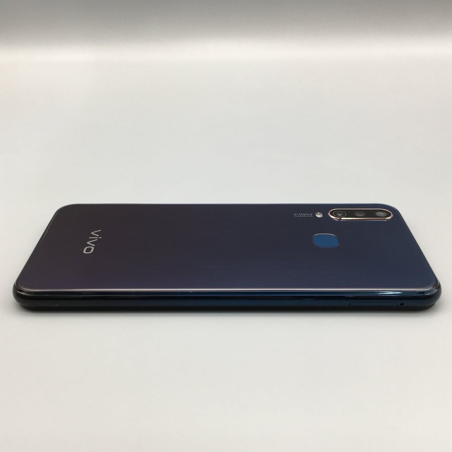 vivo【y3】全网通 蓝色 4g/64g 国行 9成新