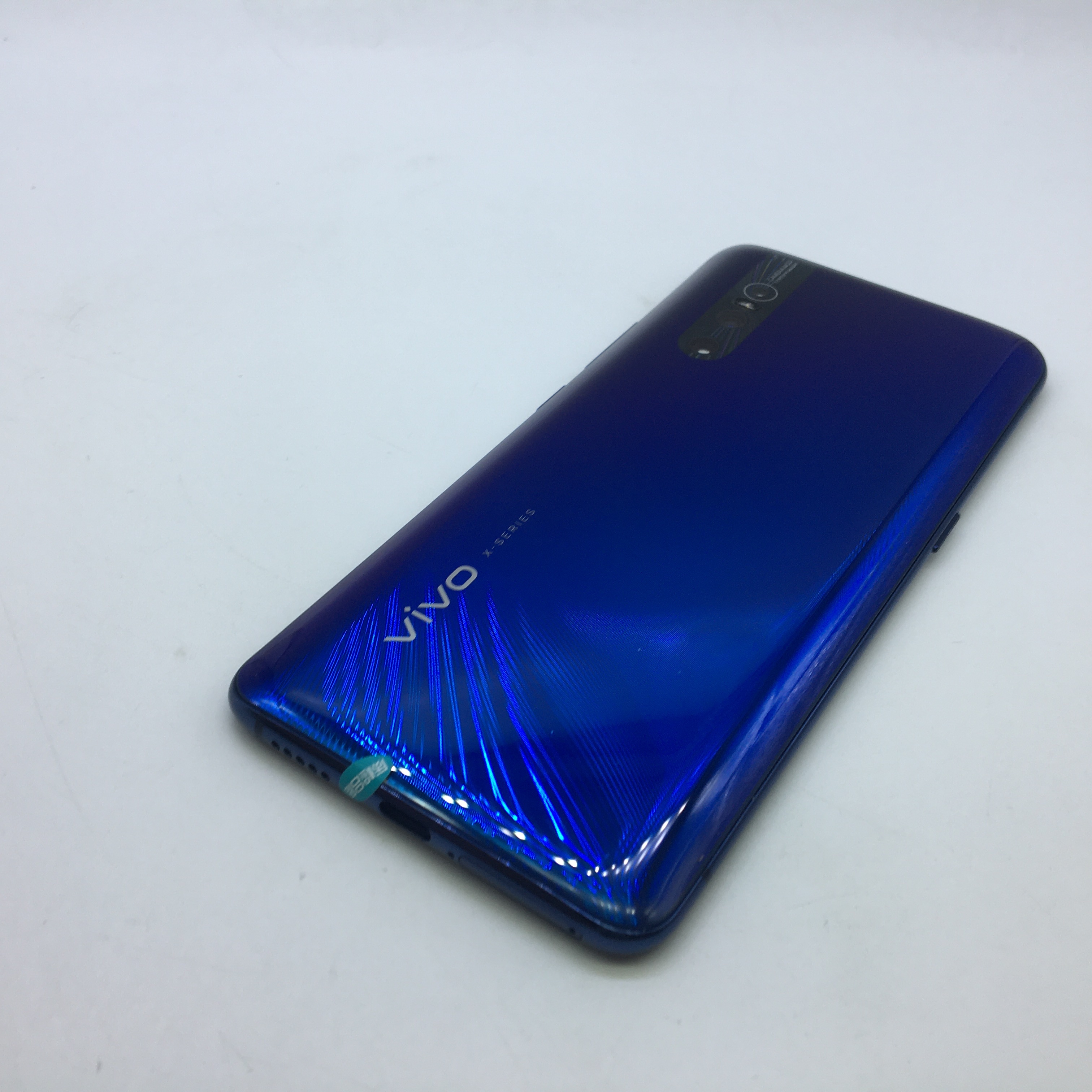 vivo【x27】全网通 蓝色 8g/128g 国行 99成新