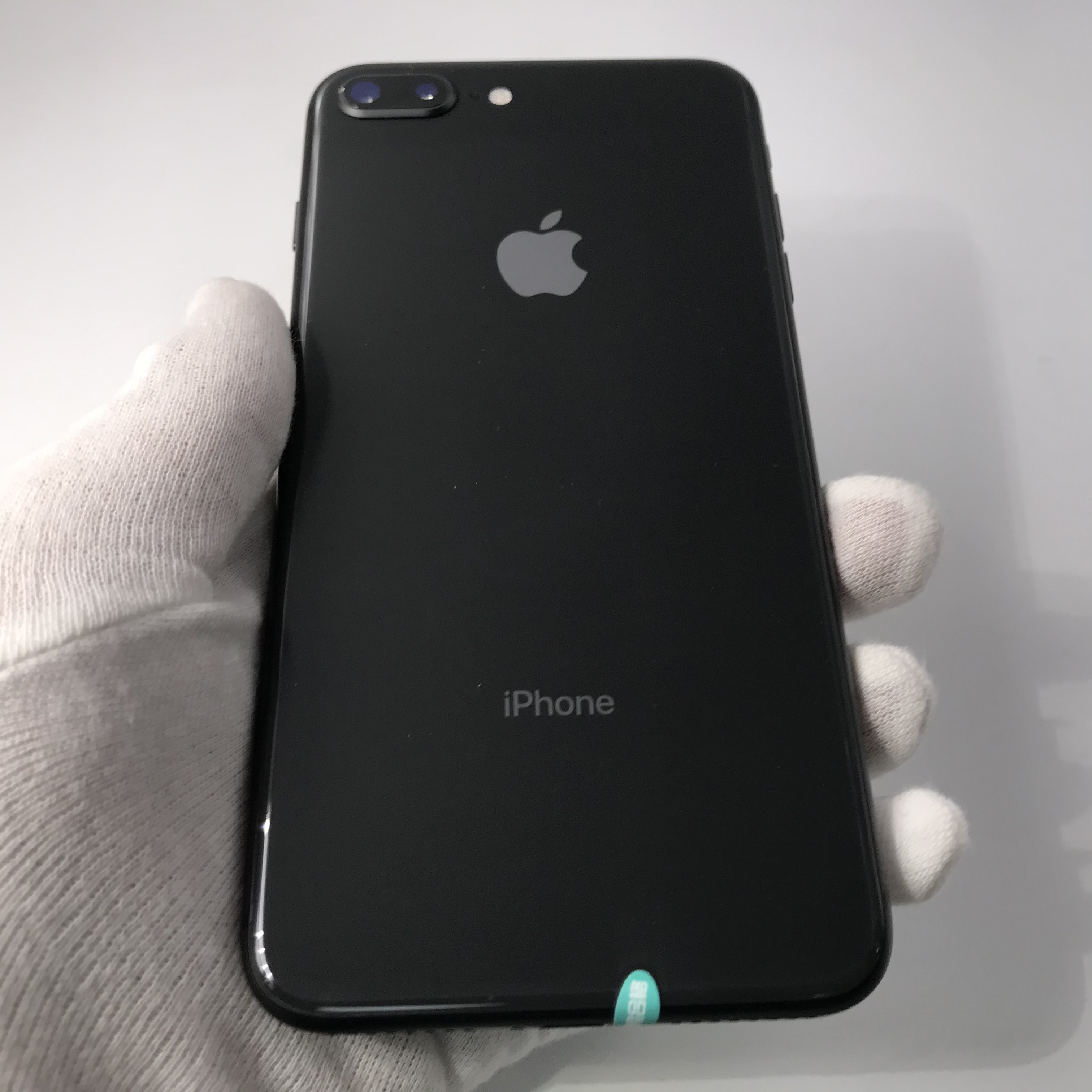 苹果【iphone 8 plus】全网通 深空灰 256g 国行 95新