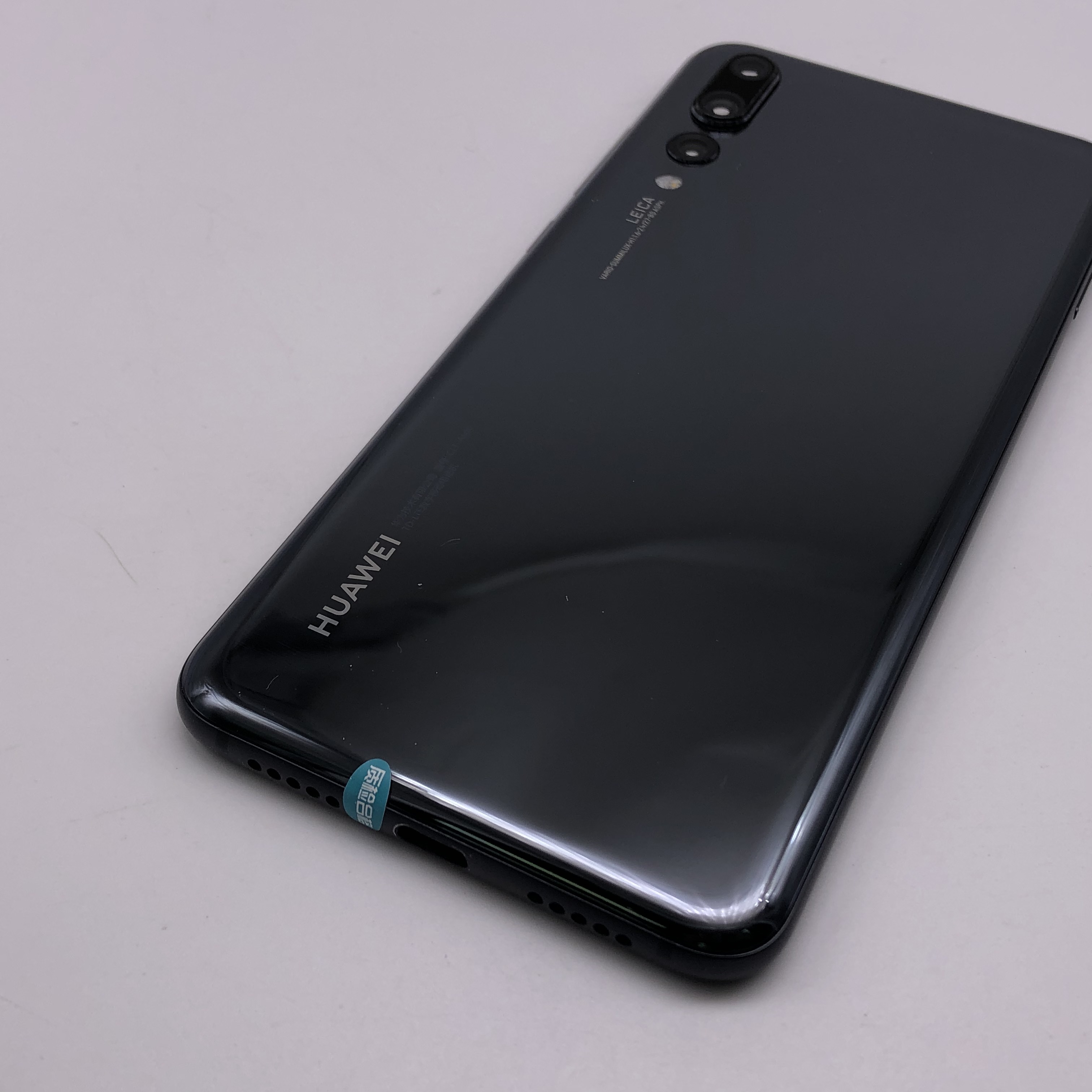 华为【p20 pro】全网通 亮黑色 6g/128g 国行 95成新