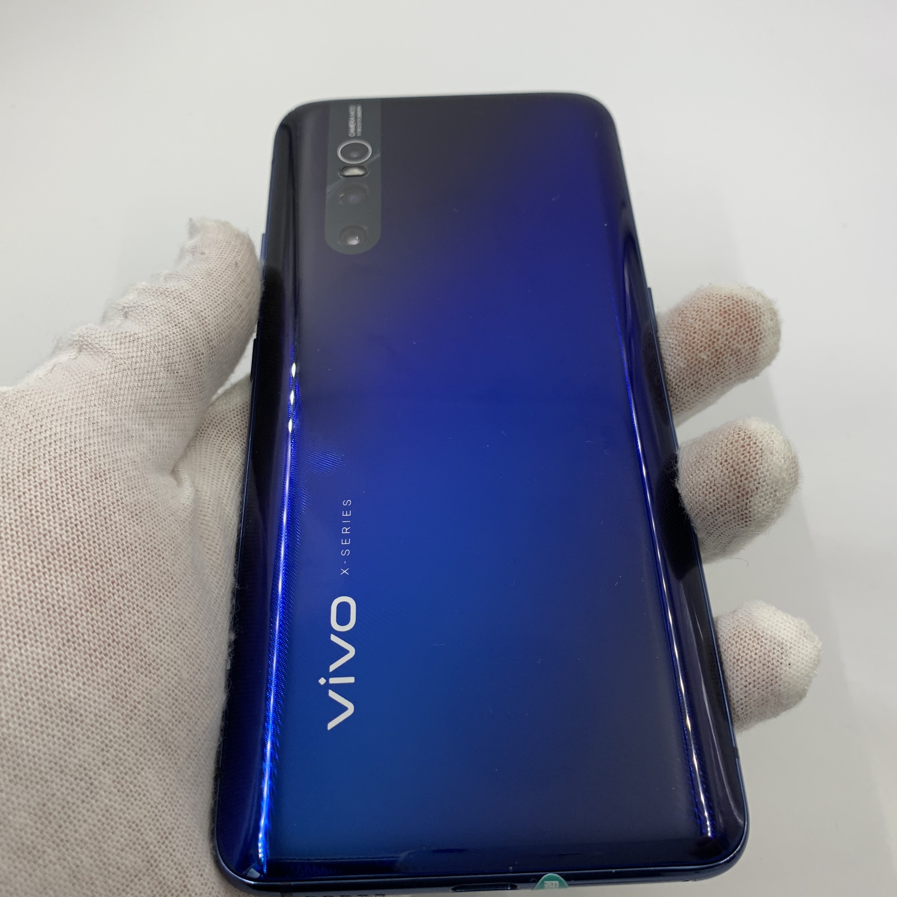 官方质检9成新 全网通 8g/128g 国行 雀羽蓝 vivo x27(骁龙675)