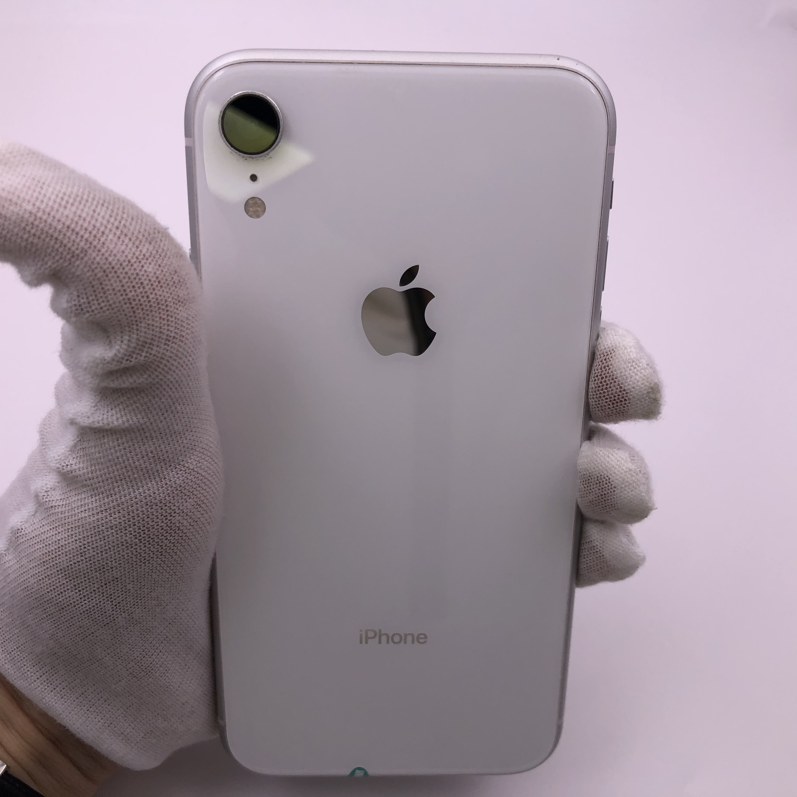 苹果【iphone xr】全网通 白色 64g 国行 8成新