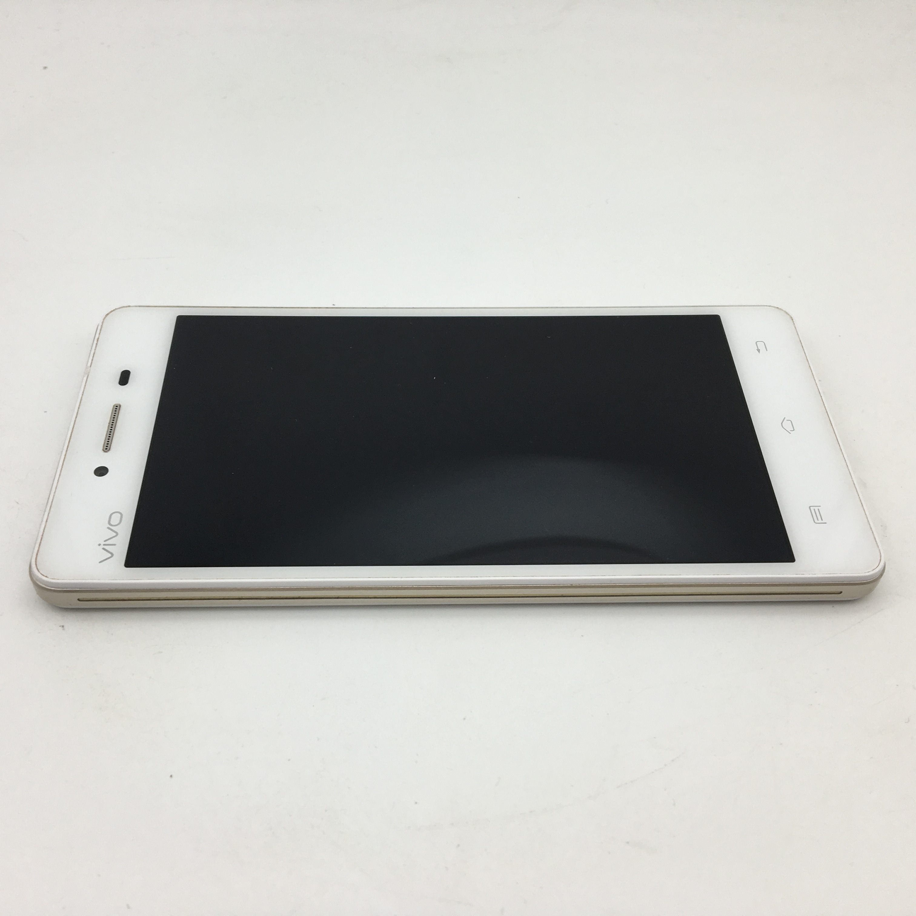 vivo【y51】全网通 白色 国行 16 g 9成新