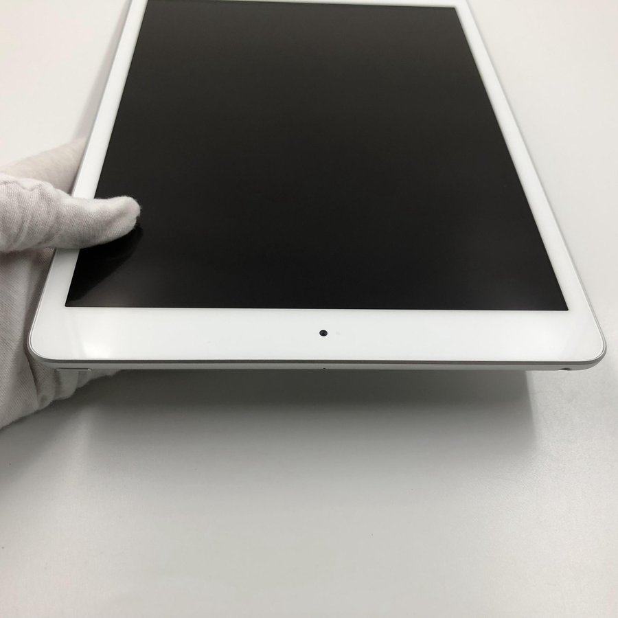 苹果【ipad8 10.2英寸 20款】wifi版 银色 128g 国行 95新 真机实拍