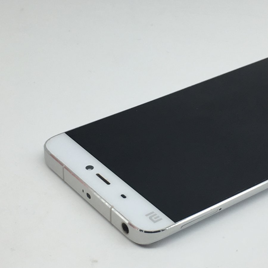 小米【小米5】 白色 全网通 64 g 国行 8成新