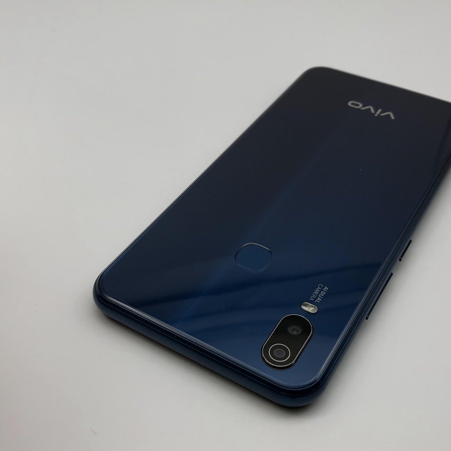 vivoy3标准版全网通蓝色3g64g国行95成新