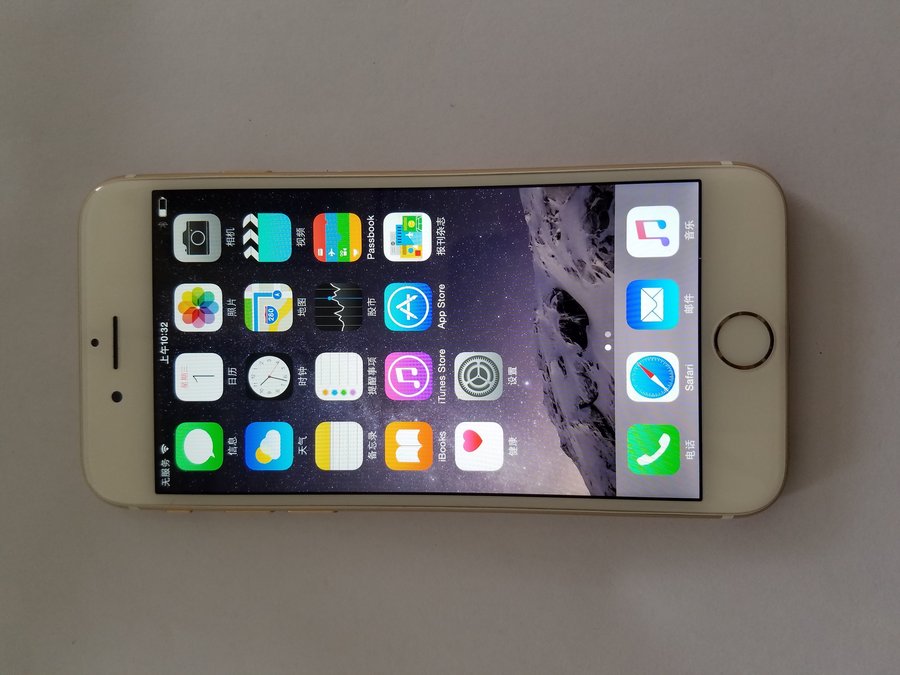 蘋果【iphone 6】 全網通 金色 16 g 港澳臺95成新 a1586