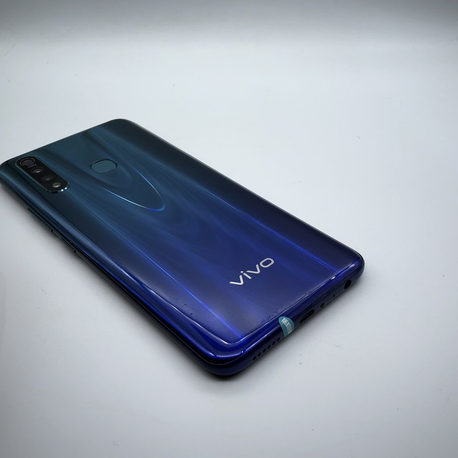 vivo【z5x】全网通 极光色 6g/128g 国行 9成新 专业质检 180天质保