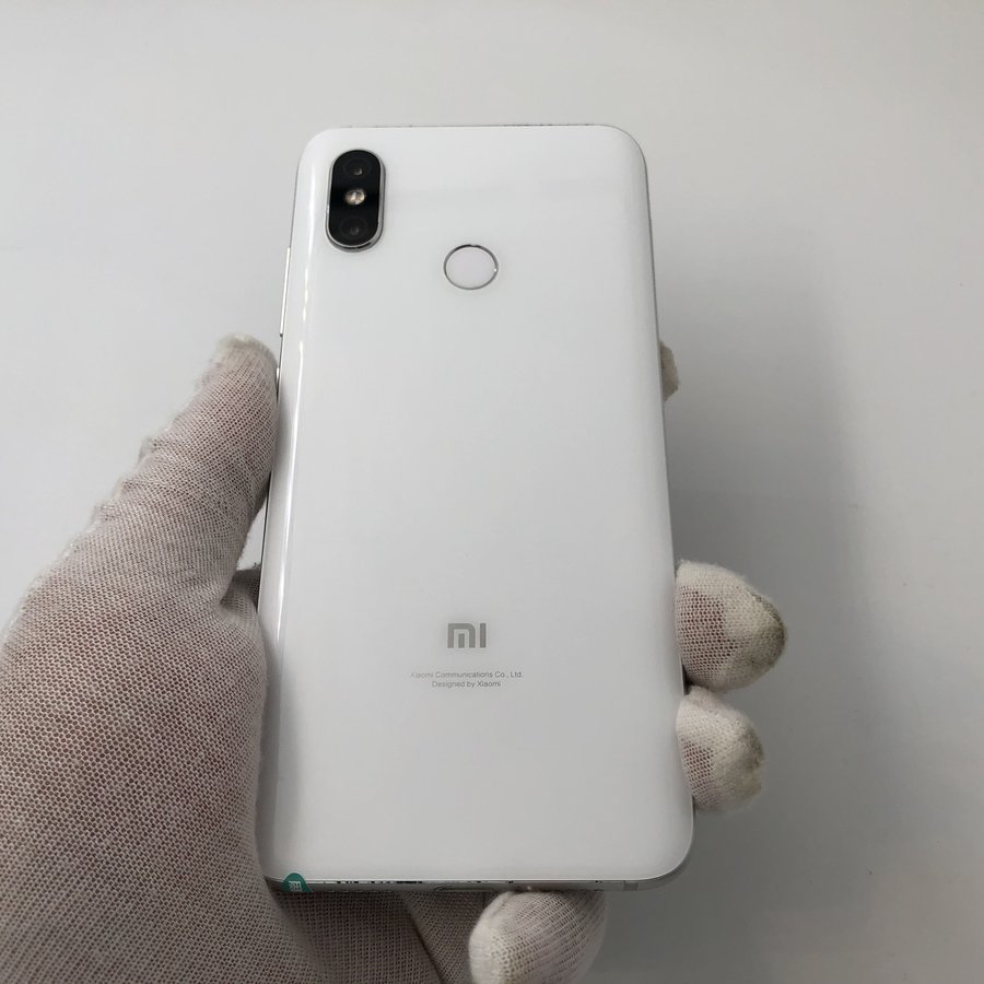 小米【小米8】4g全网通 白色 6g/64g 国行 8成新