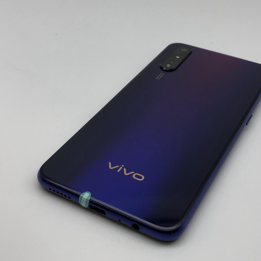 vivo【z5】全网通 极光幻境 6g/256g 国行 7成新