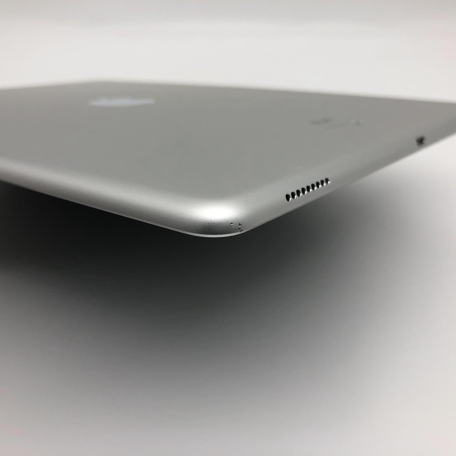 苹果【ipad pro 129寸 15款】wifi版 银色 32g 国行 8成新 真机实拍