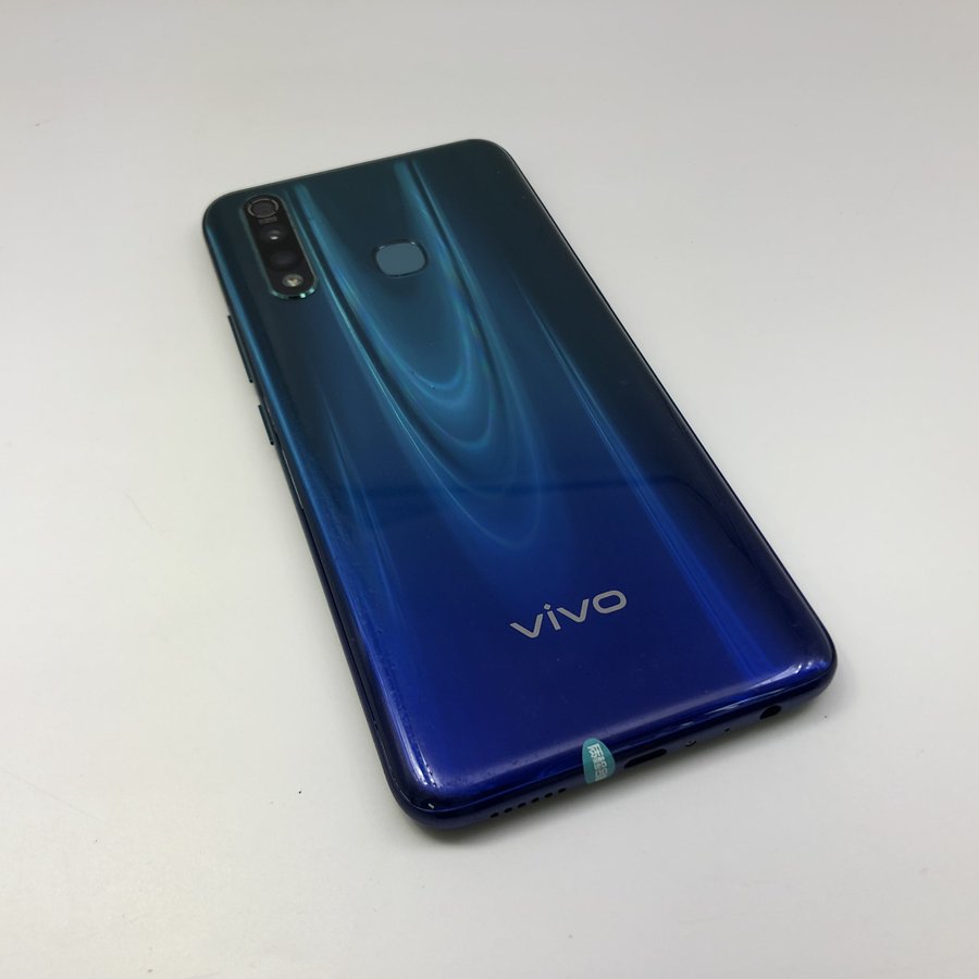 vivoz5x全网通极光色6g64g国行8成新