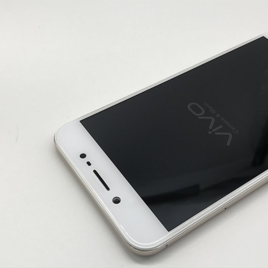 vivo【y67】全网通 金色 32g 国行 9成新