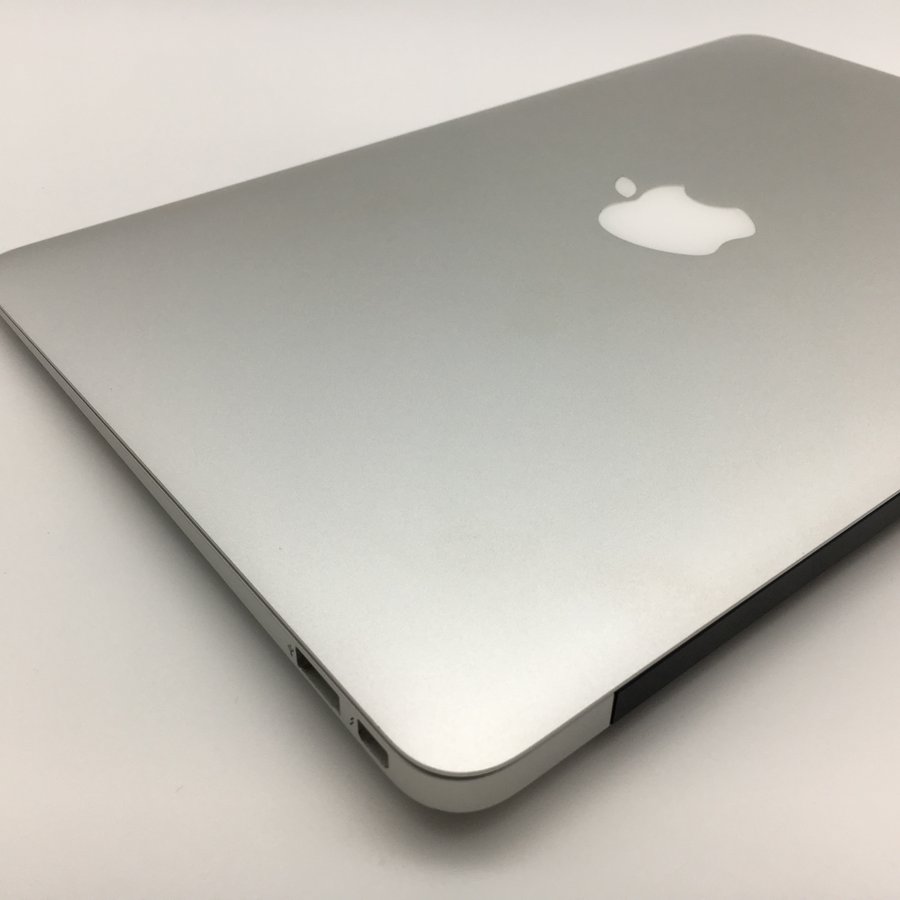 苹果【苹果15年 11寸 macbook air (型号:a1465)】4g  128g 8成新  i5