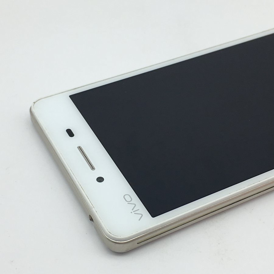 vivo【y51】白色 16 g 全网通 国行 9成新