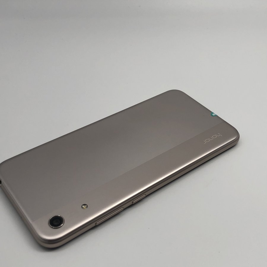 荣耀荣耀畅玩8a全网通金色3g32g国行95成新