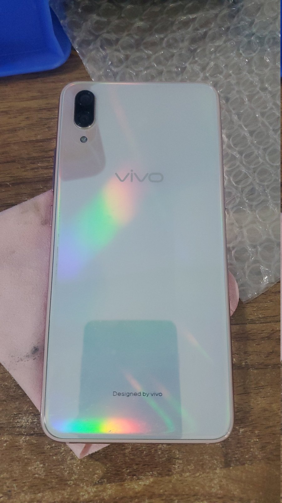 vivovivox23幻彩版8成新