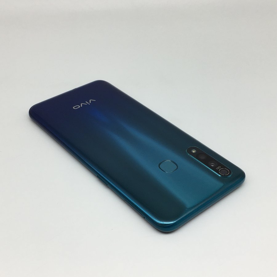 vivo【z5x】全网通 极光色 6g/64g 国行 9成新 真机实拍