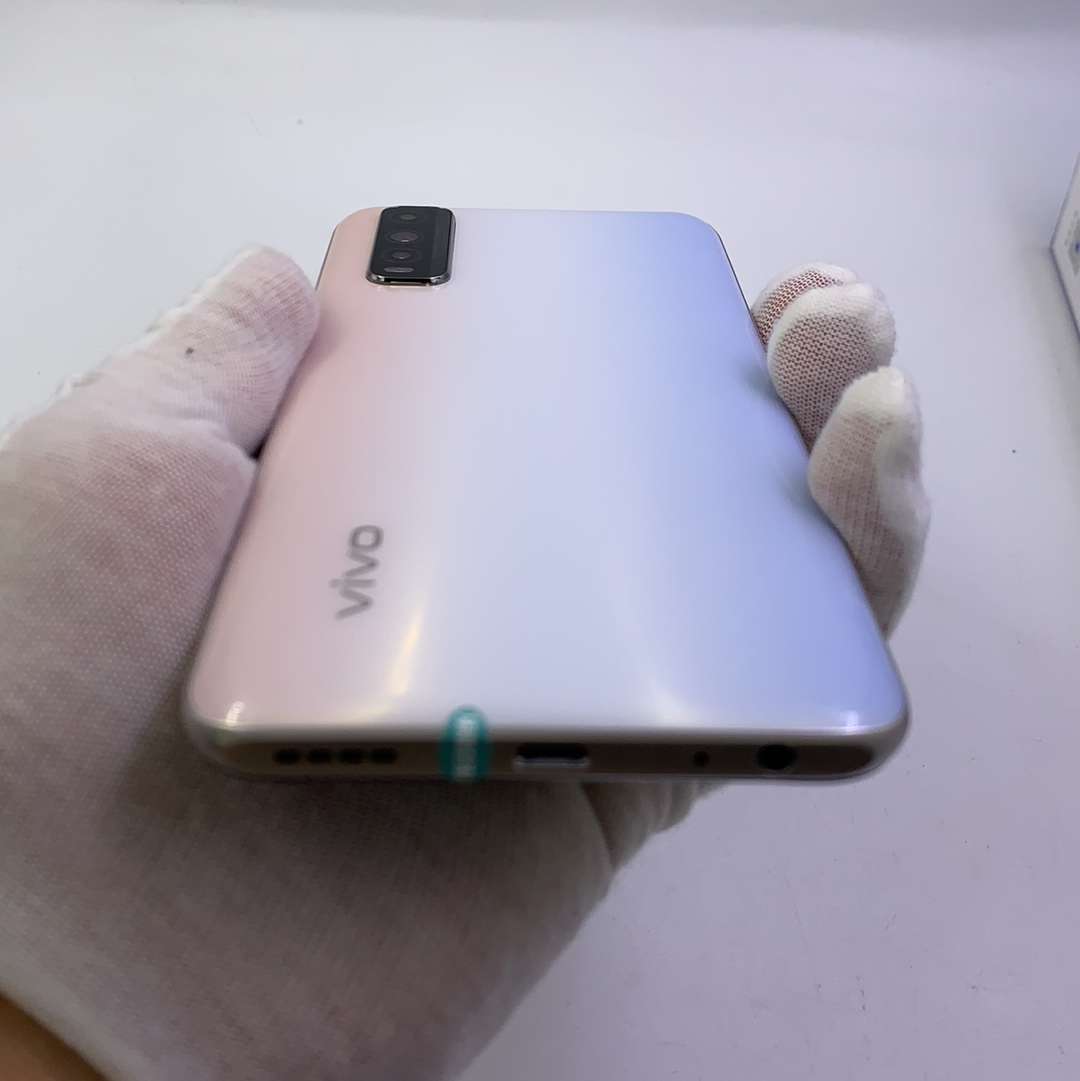 官方质检99成新 5g全网通 雪羽白 国行 8g/128g vivo vivo y51s