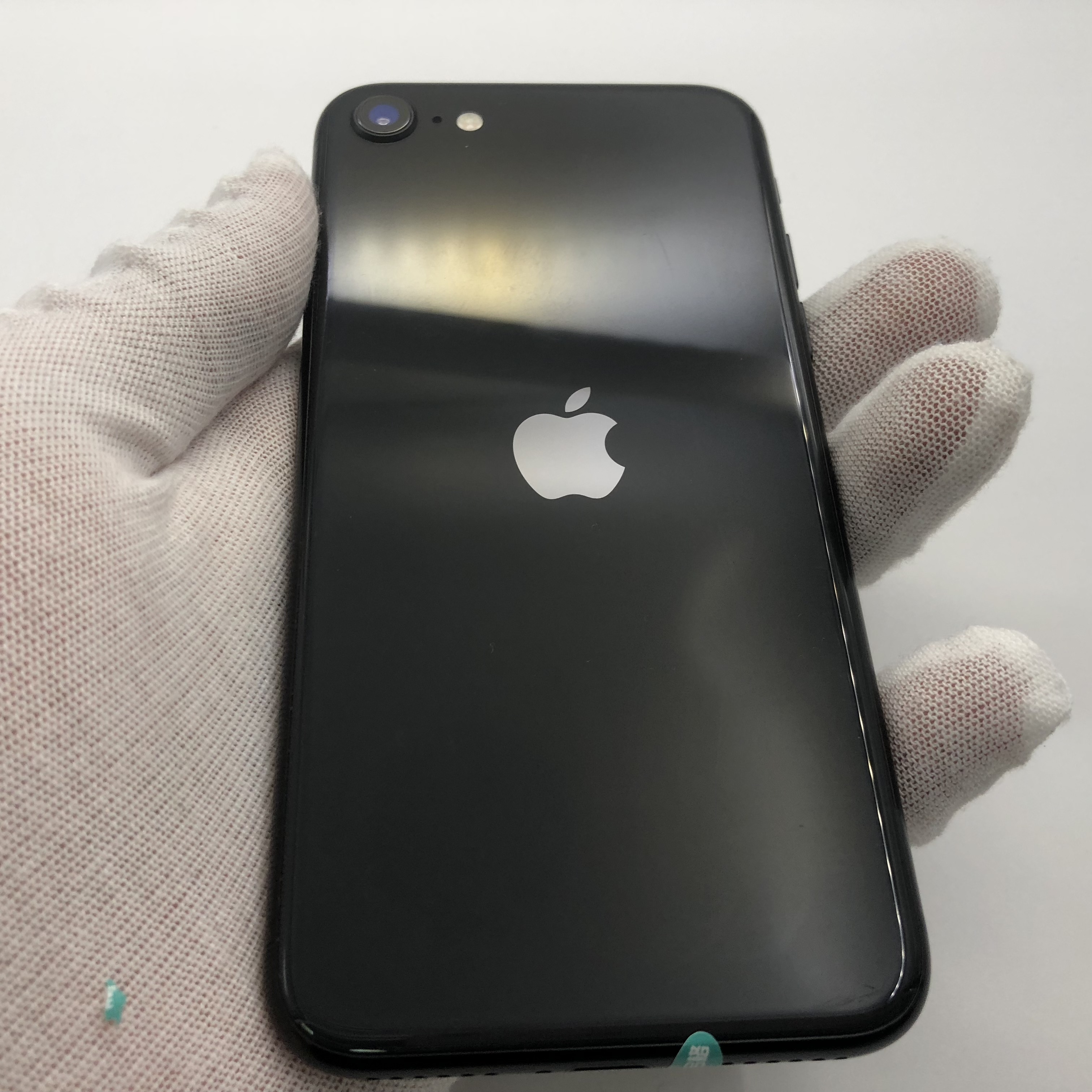 苹果【iphone se2】全网通 黑色 128g 国行 8成新