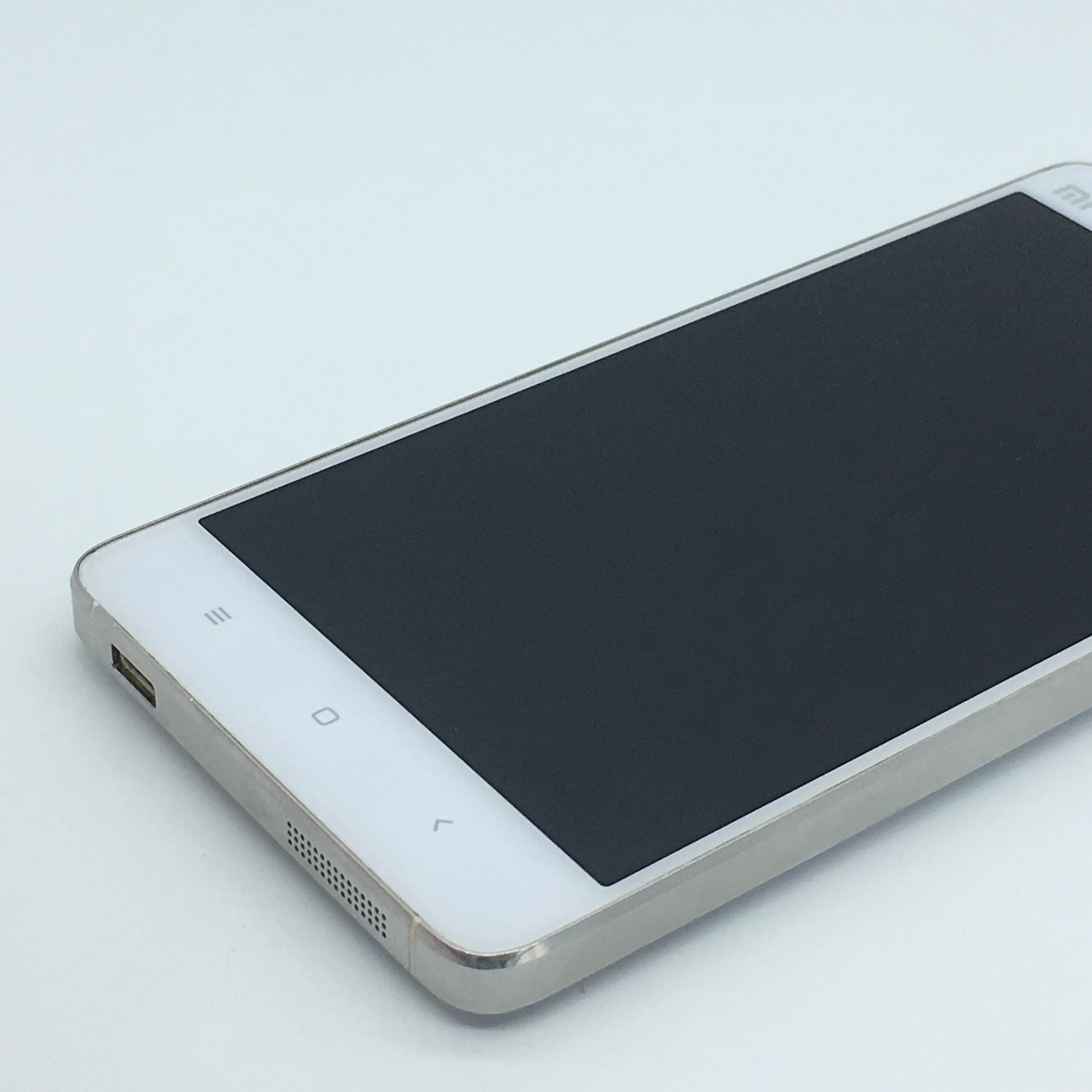 小米【小米4】 移动 4g/3g/2g 白色 16 g 国行 7成新 运行内存3gb