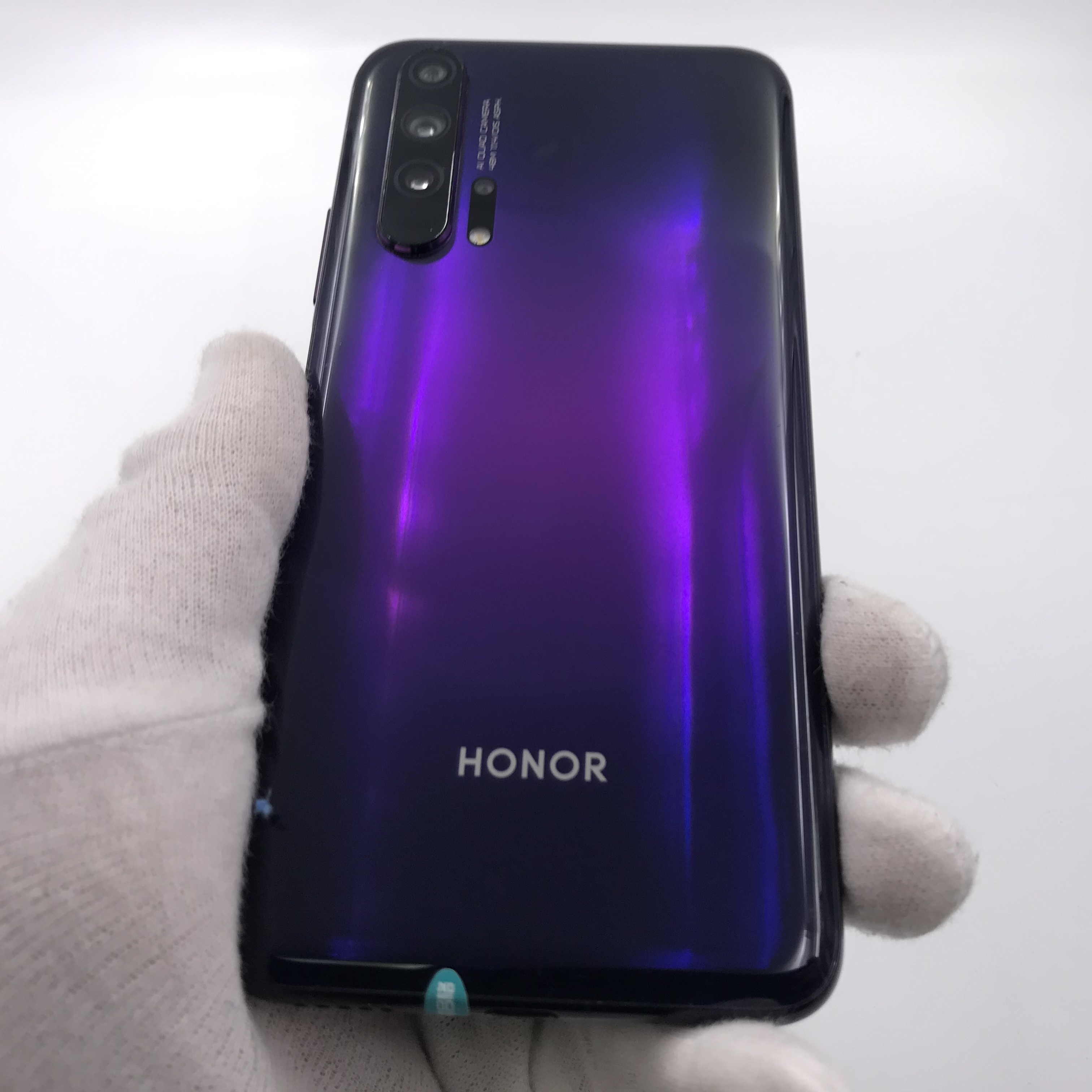 pro价格￥ (18点前下单,当日发货) 促销信息 会员 网络 全网通 颜色