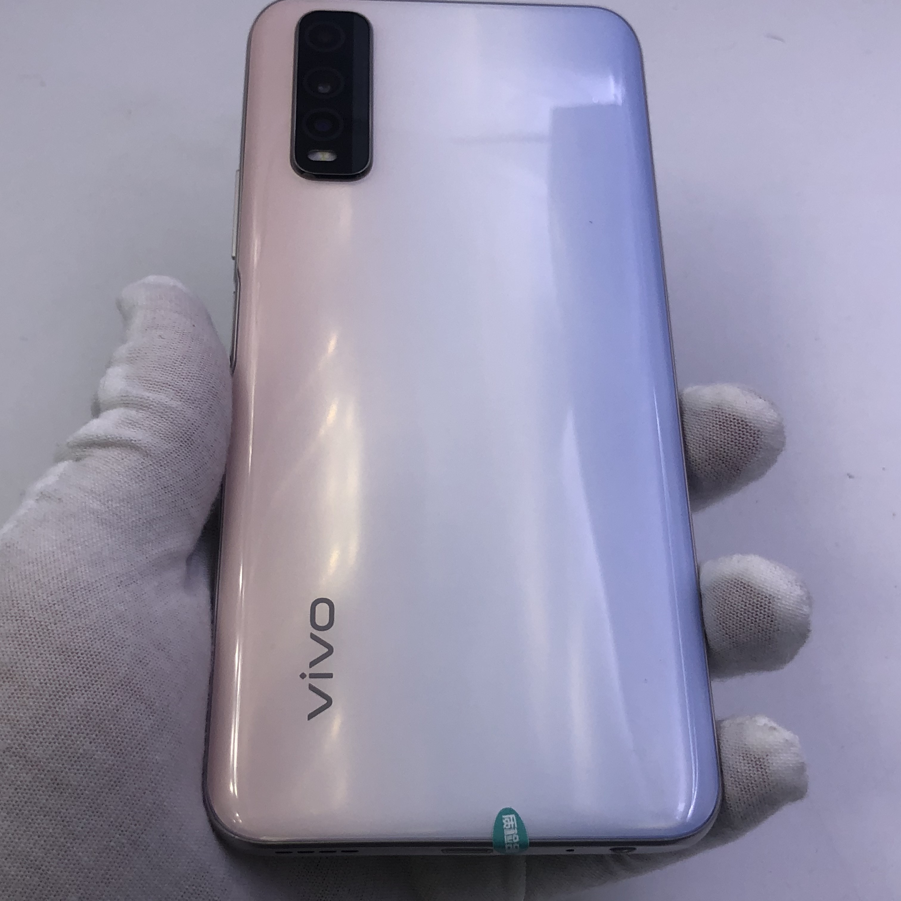 官方质检99成新 5g全网通 雪羽白 6g/128g 国行 vivo y51s