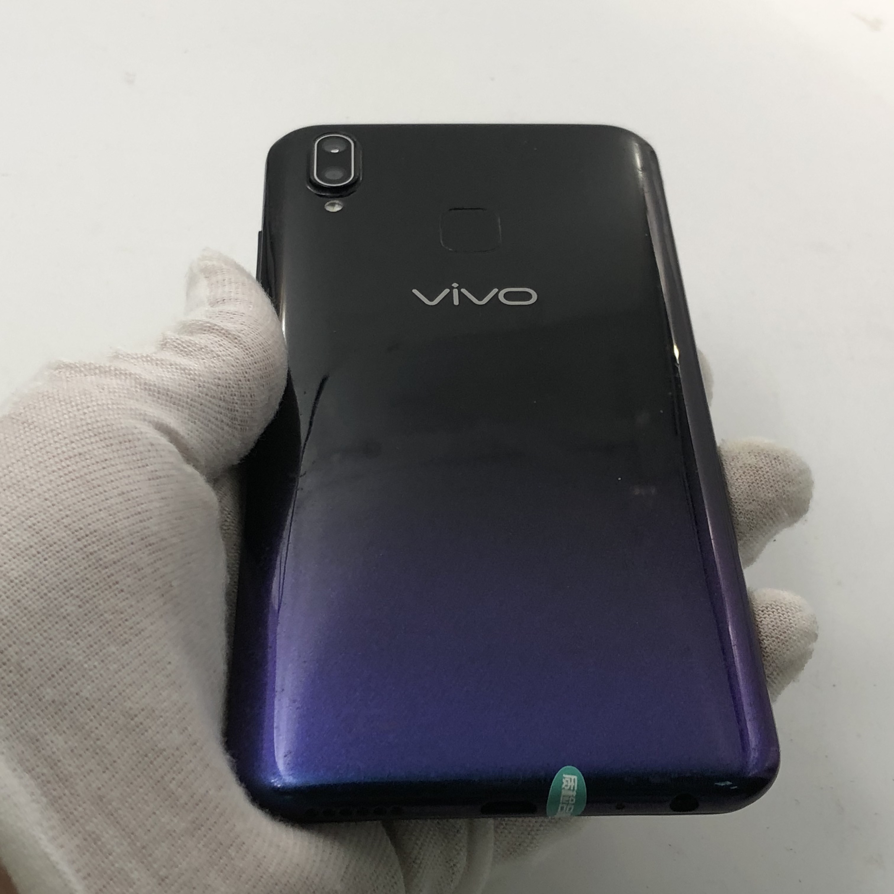 vivo【u1】4g全网通 星夜黑 3g/32g 国行 95新