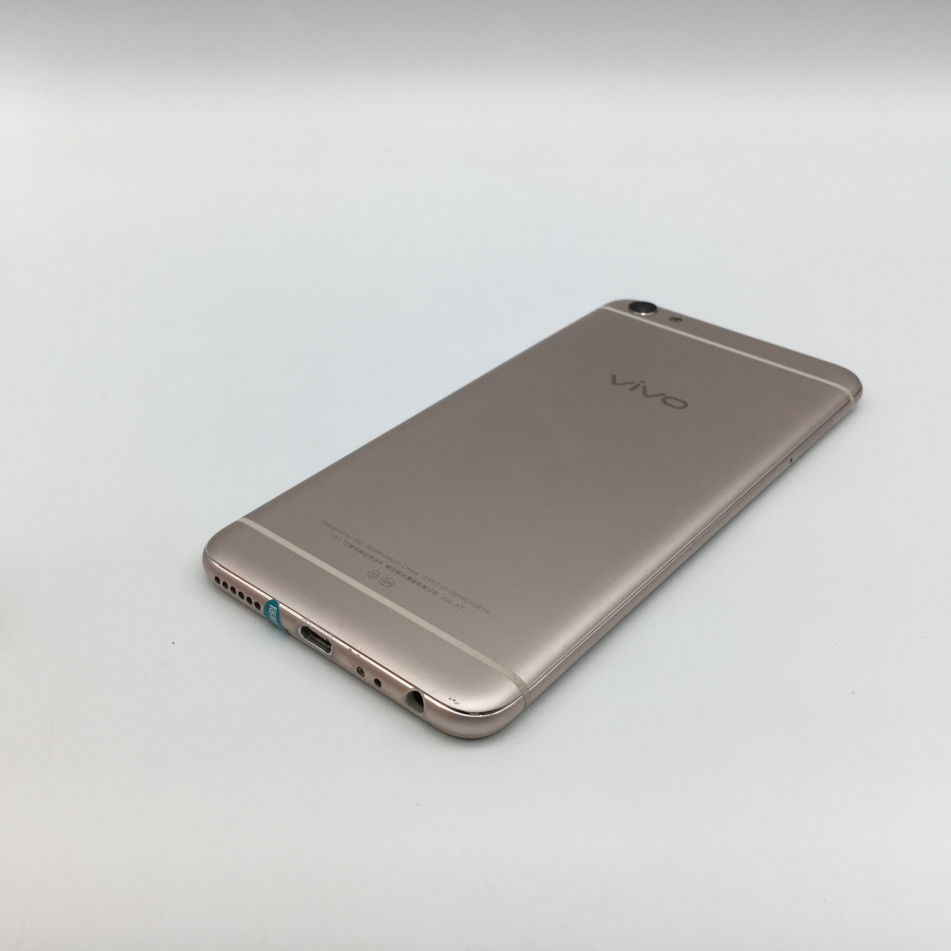 vivo【x7】全网通 金色 64g 国行 9成新