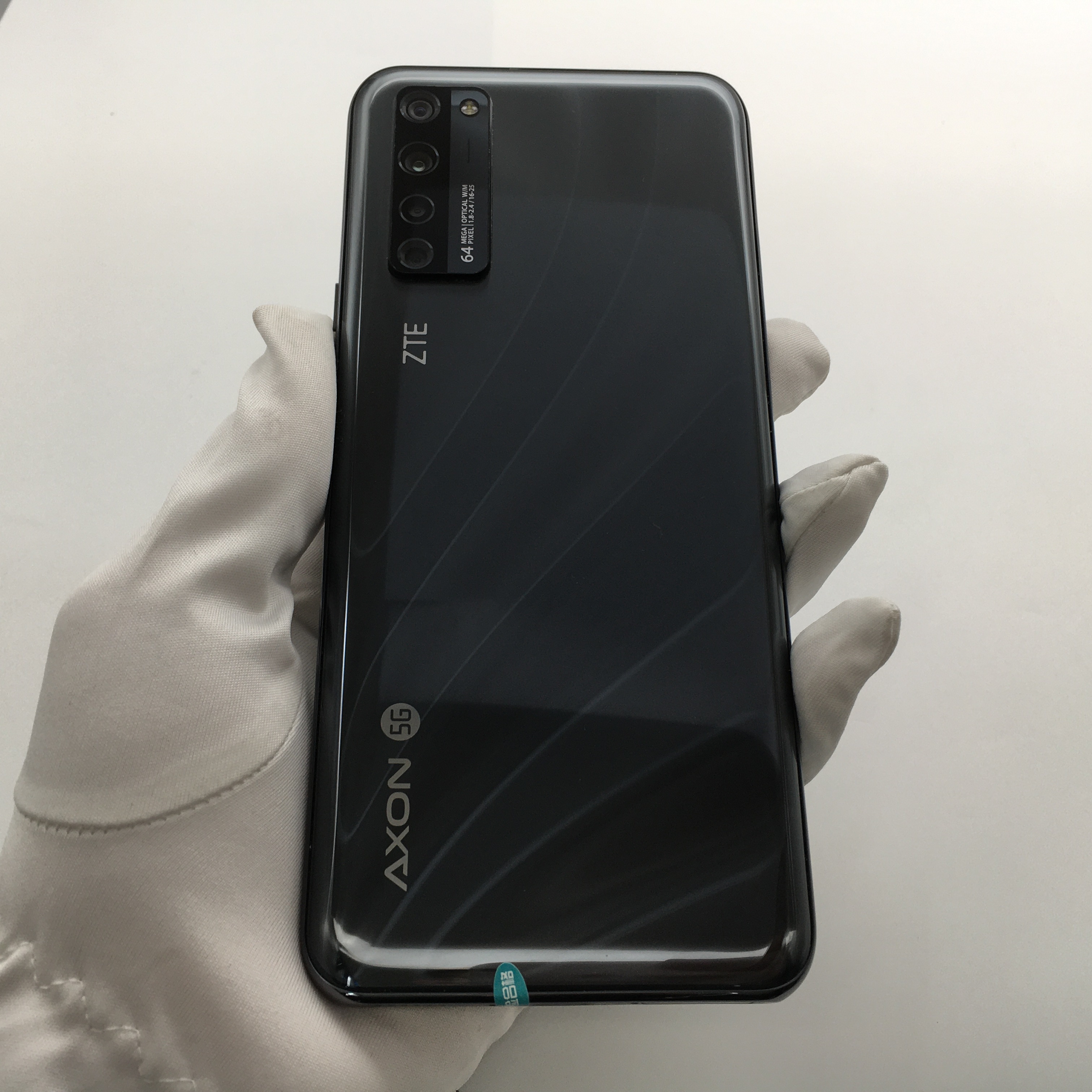 中兴【axon 20】5g全网通 黑洞引力 6g/128g 国行 95新