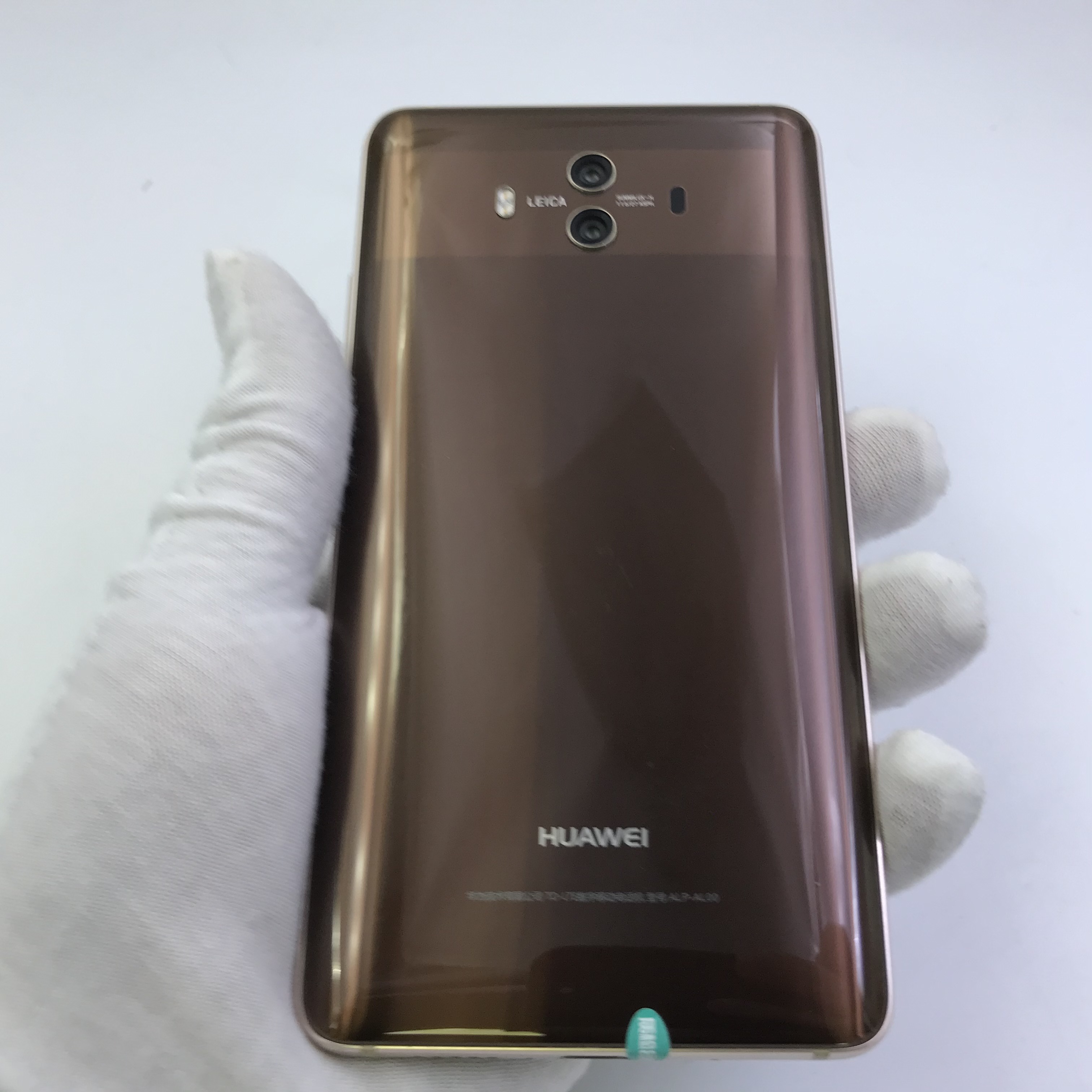 华为【mate10】4g全网通 金色 64g 国行 8成新