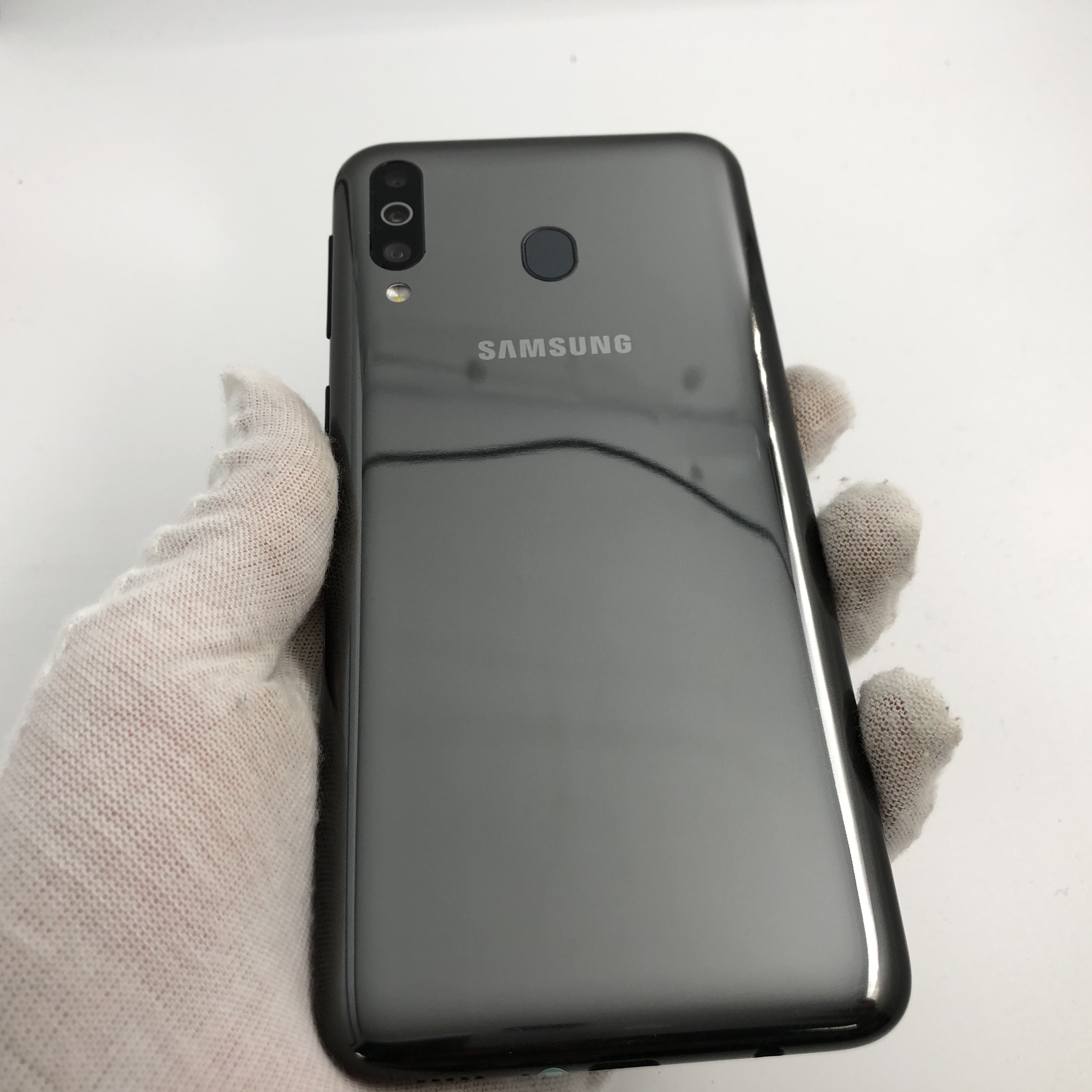 三星【三星 galaxy a40s】全網通 黑色 6g/64g 國行 8成新