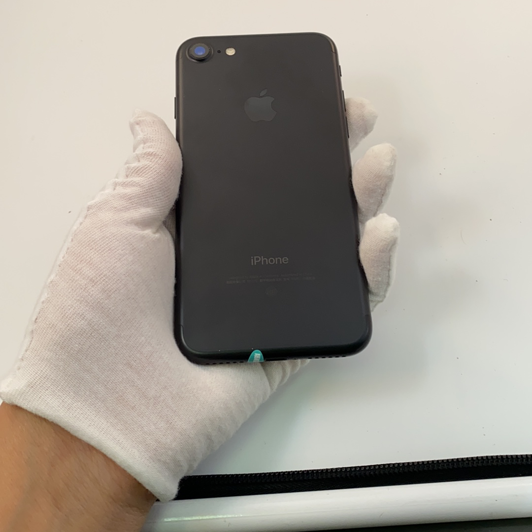官方质检95成新 黑色 128g 国行 4g全网通 苹果 iphone 7