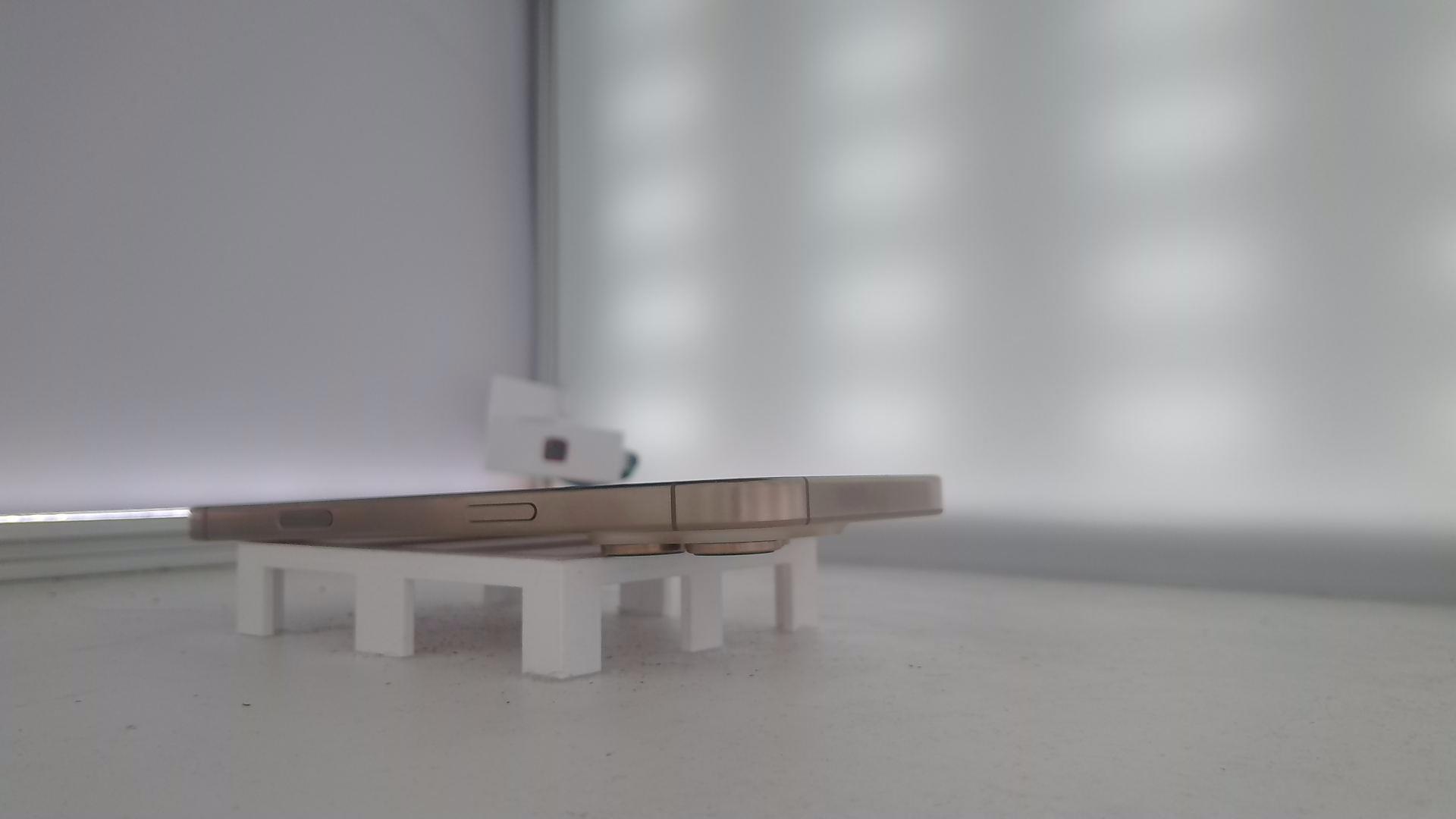 苹果【iPhone 16 pro max】9成新 