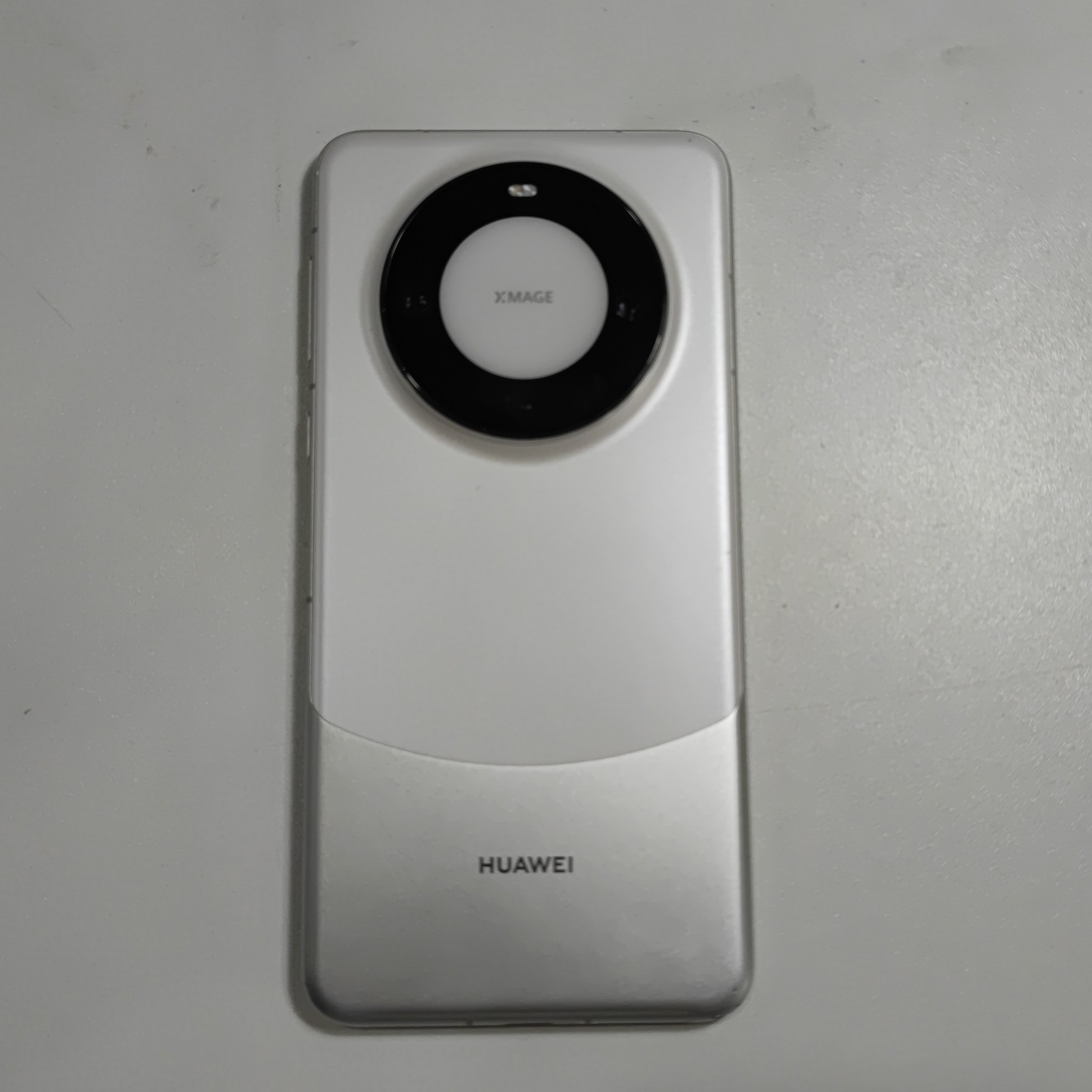 华为【华为 Mate 60 Pro】4G全网通 白沙银 12G/512G 国行 8成新 