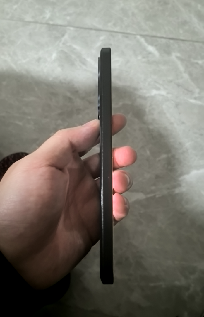 小米【Redmi K70E】5G全网通 墨羽 12G/256G 国行 9成新 