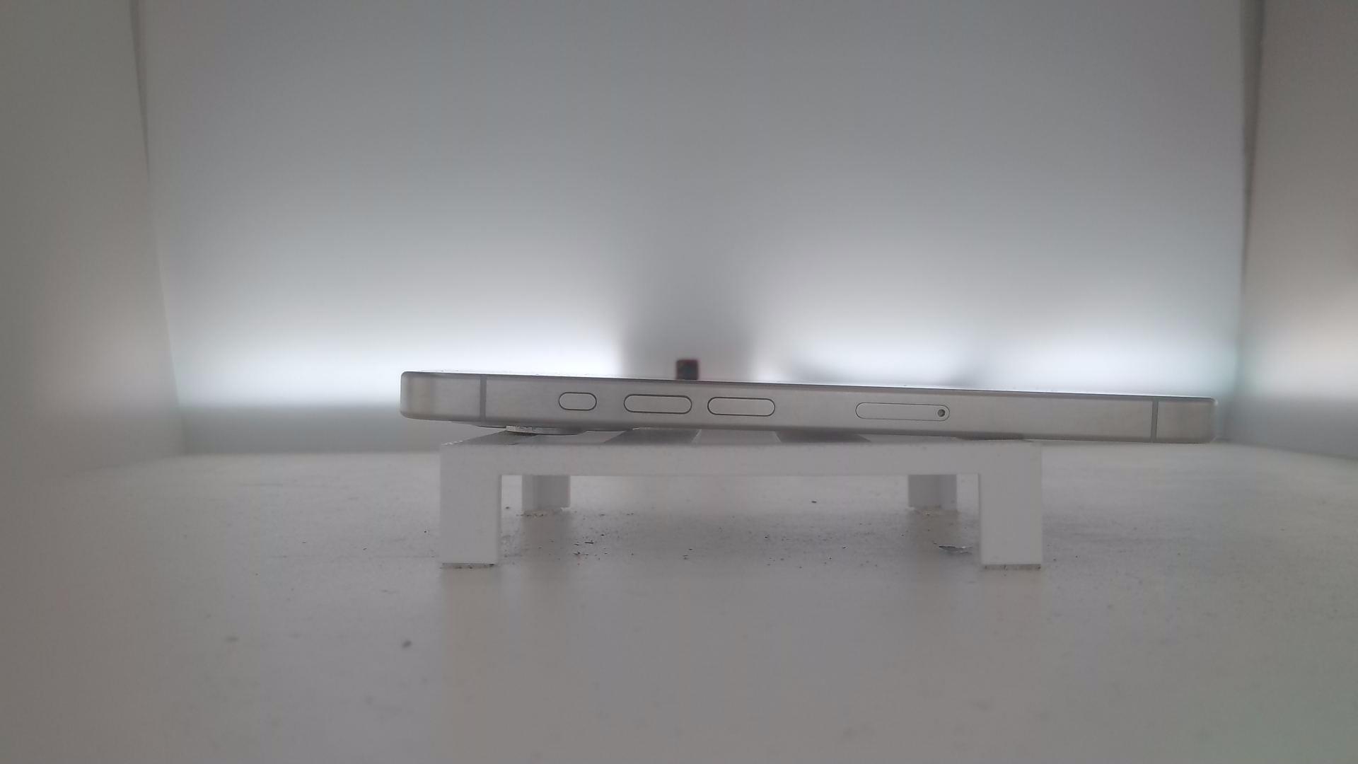 苹果【iPhone 15 Pro】95新 