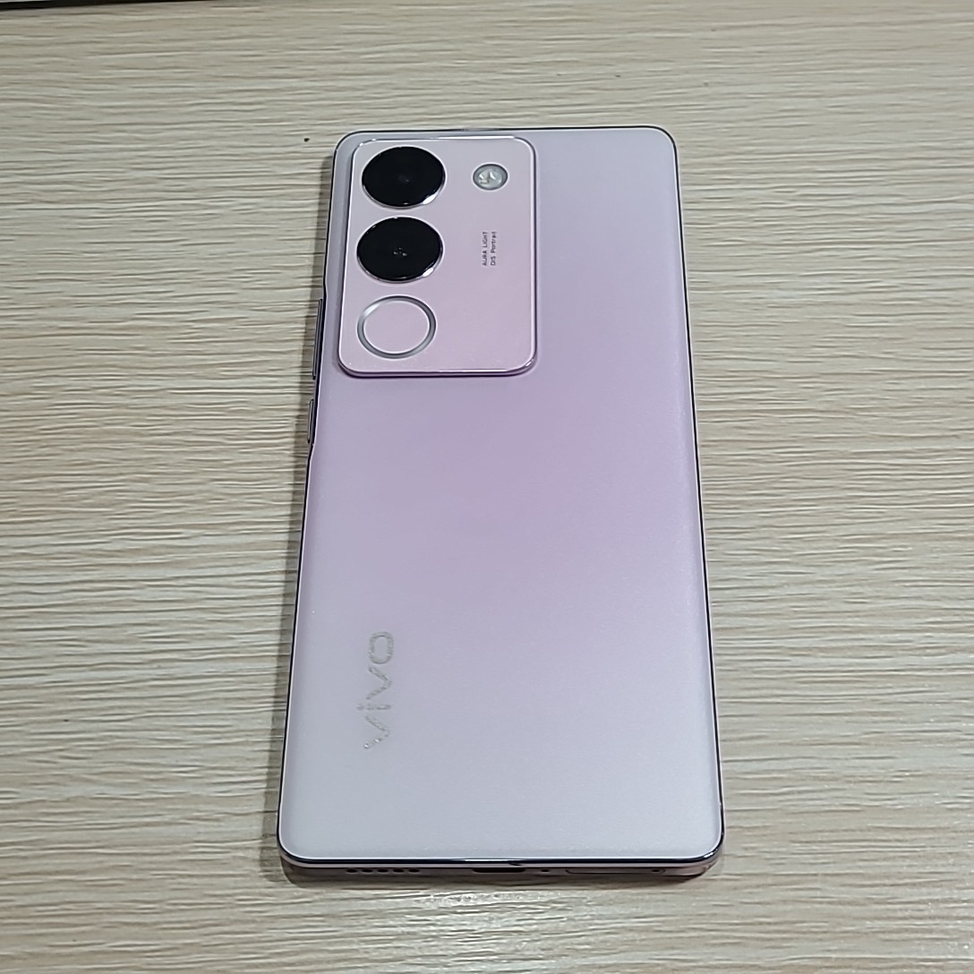 vivo【vivo S17】5G全网通 花海 8G/256G 国行 9成新 