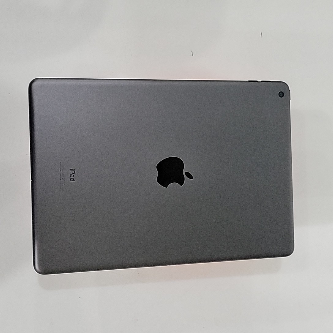 苹果【iPad9 10.2英寸 21款】WIFI版 深空灰 64G 国行 95新 