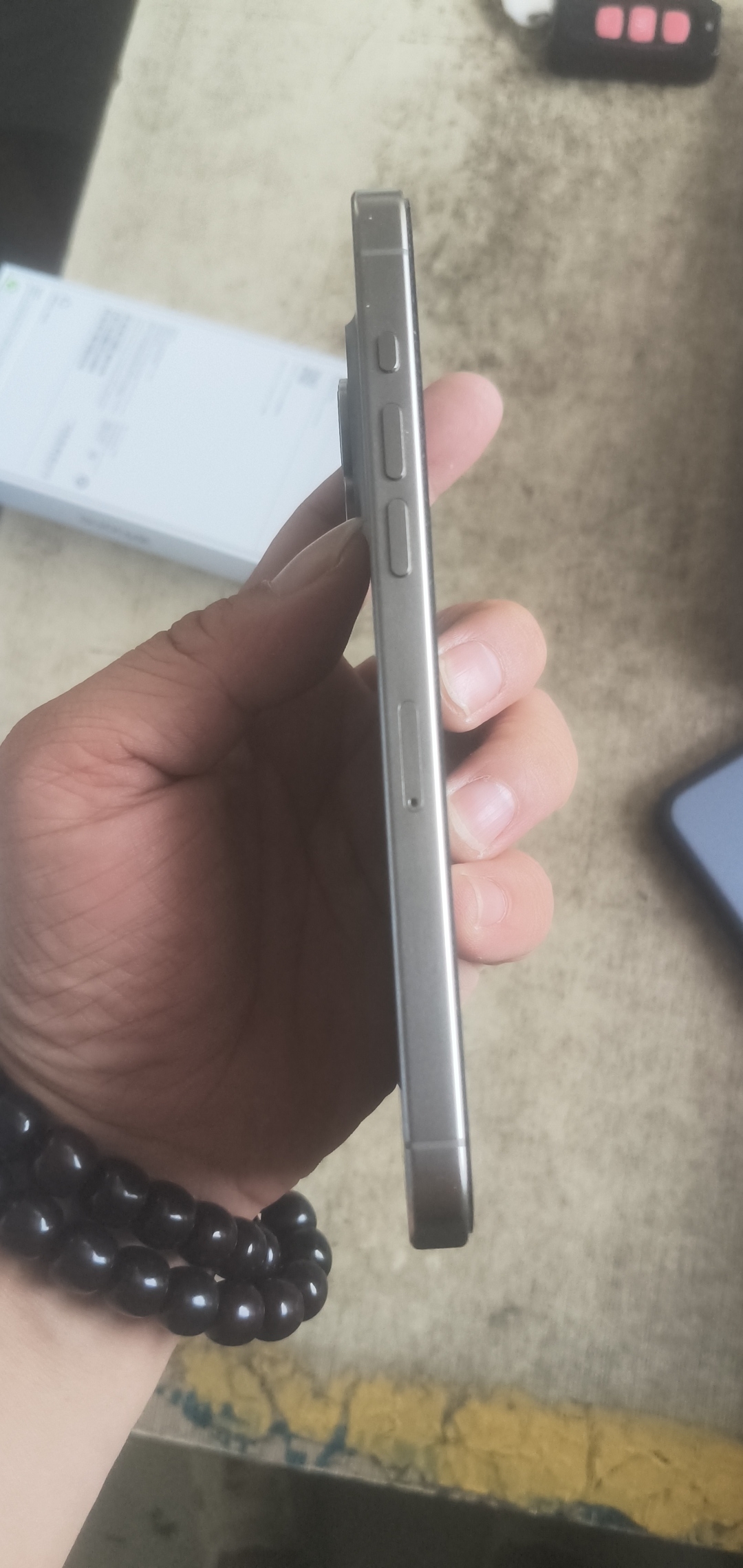 苹果【iPhone 15 Pro Max】5G全网通 原色钛金属 256G 国行 95新 