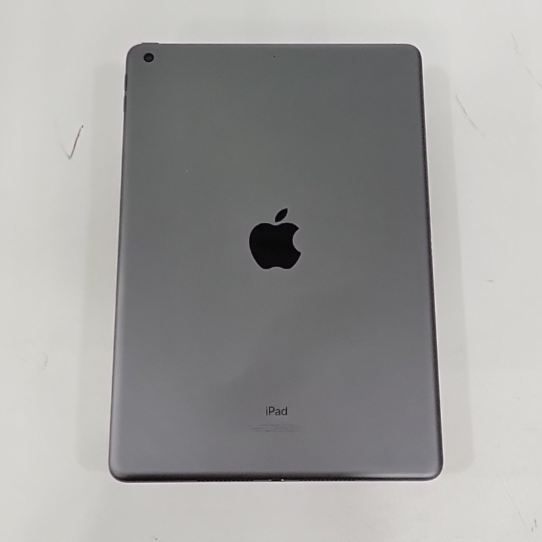 苹果【iPad9 10.2英寸 21款】WIFI版 深空灰 64G 国行 95新 
