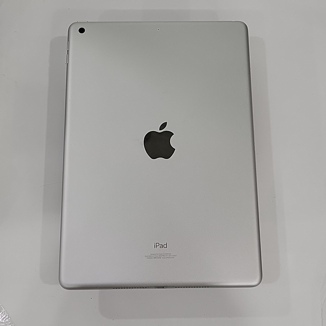 苹果【iPad9 10.2英寸 21款】WIFI版 银色 256G 国行 95新 