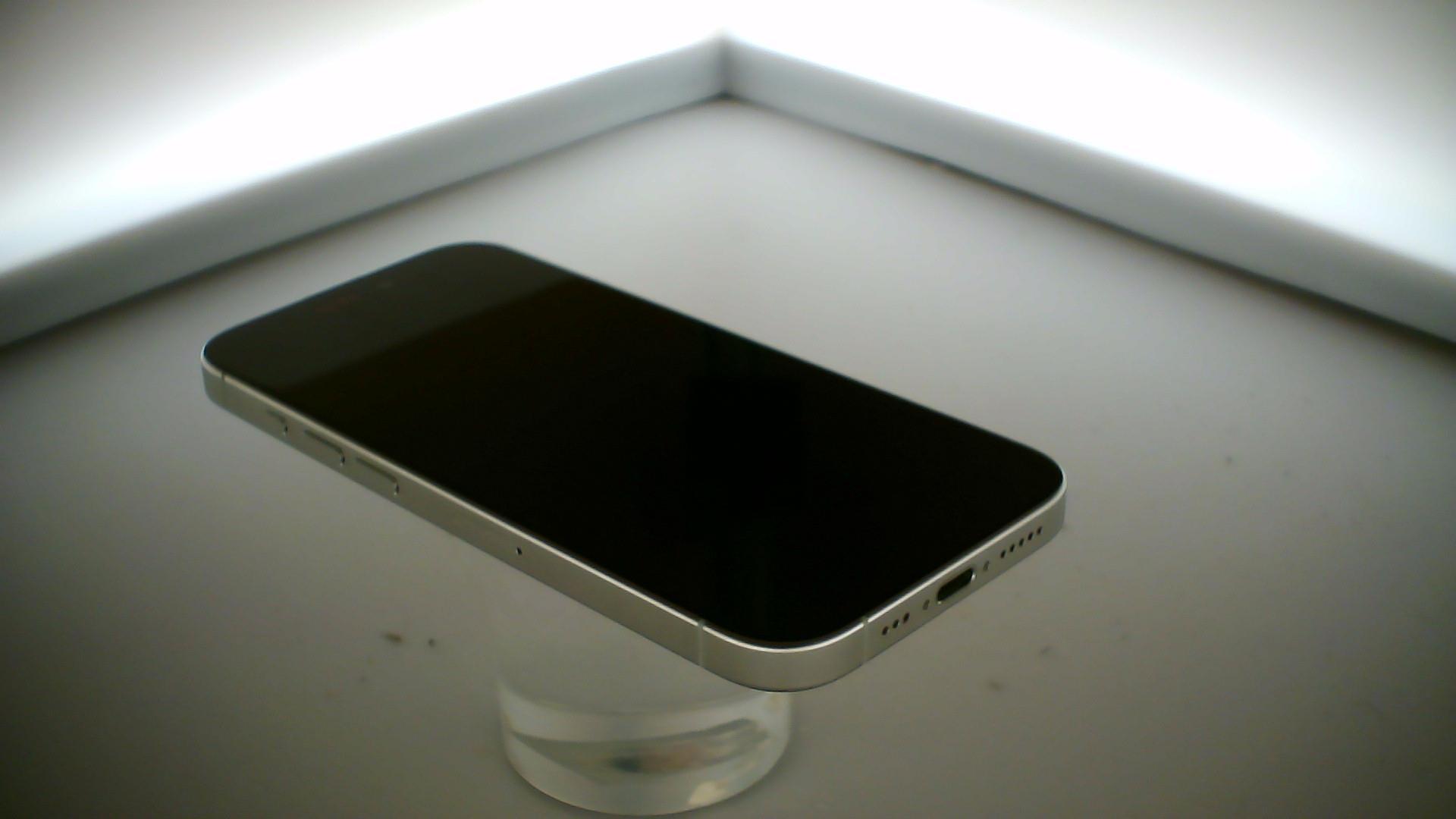 苹果【iPhone 15 Pro】5G全网通 白色钛金属 512G 国行 99新 