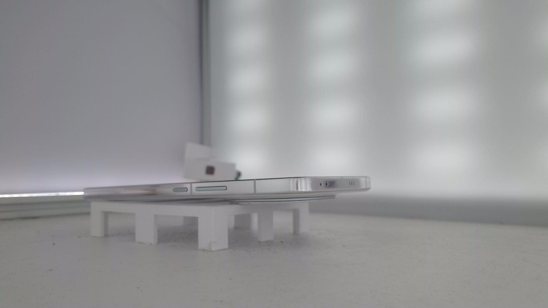 vivo【 iQOO 12】9成新 
