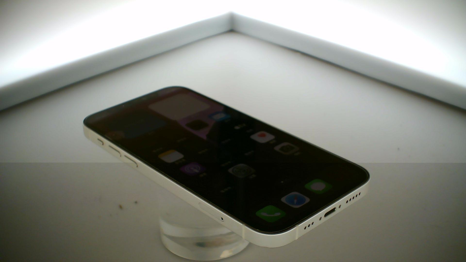 苹果【iPhone 12】5G全网通 白色 128G 国行 9成新 